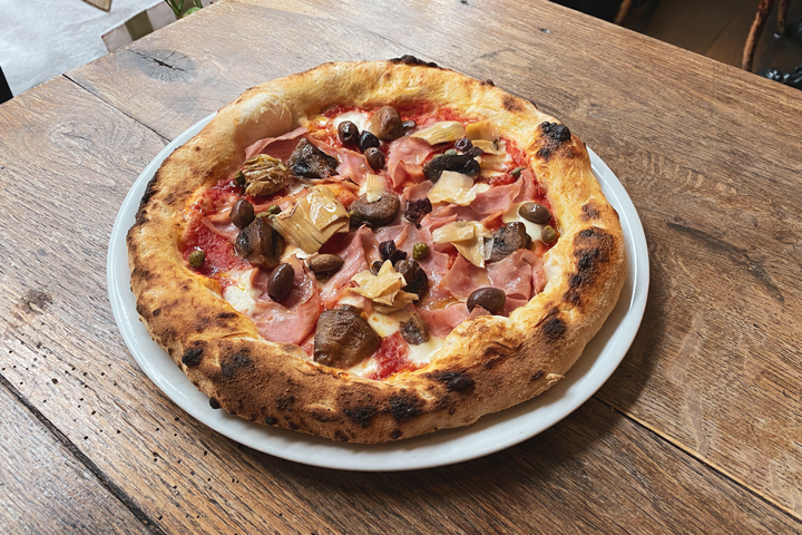 4 seasons pizza - Cinecitta