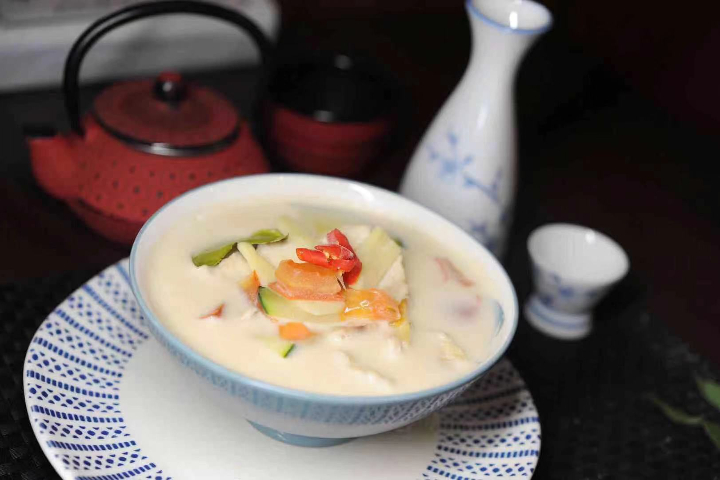 Tom ka gai Suppe (Poulet) - Asia Garden