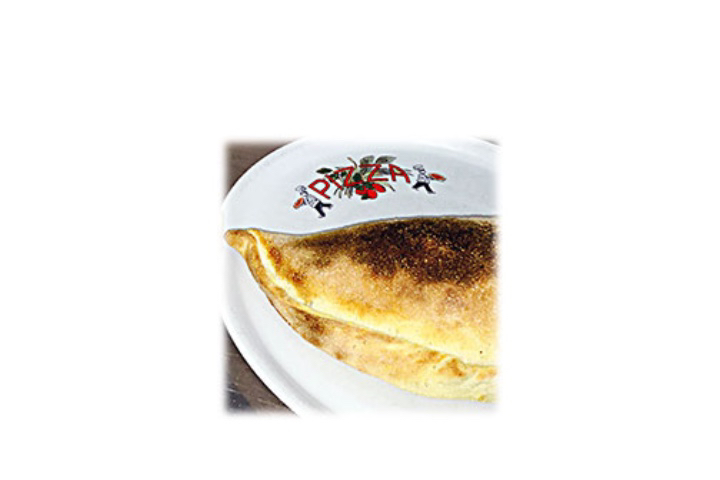Calzone (covered) - Restaurant Pizzeria Tavola Calda