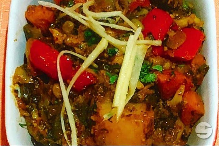 Vindaloo Vegetables - Bollywood Restaurant