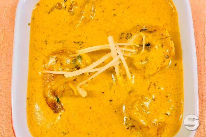 Coconut and Curry Prawns - Bollywood Restaurant