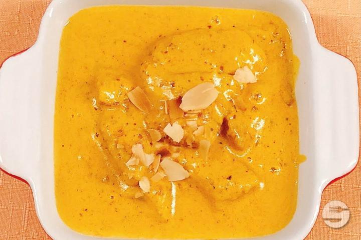 Chicken Shahi Korma - Bollywood Restaurant