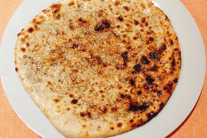 Naan Garlic - Bollywood Restaurant