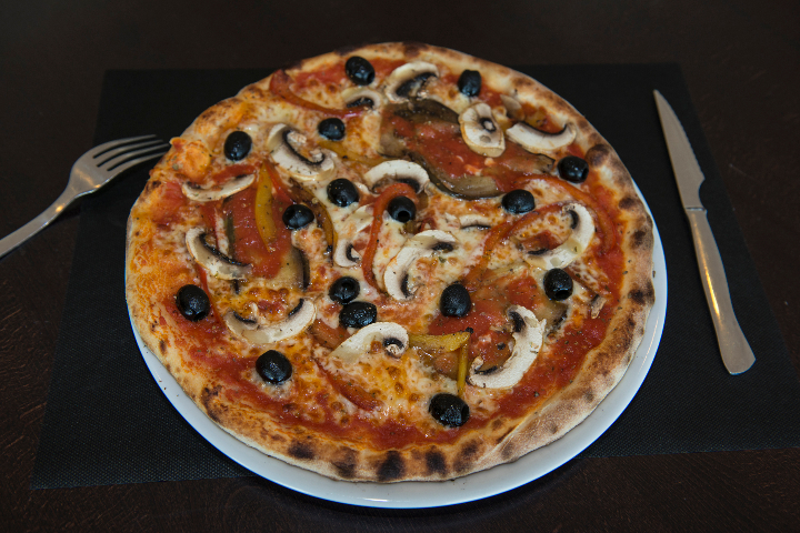 Pizza Végétarienne - Restaurant Antes