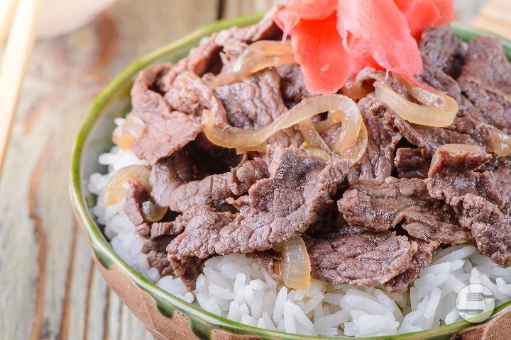 29. Gyudon - Boeuf Sauté avec Riz - Sushi Kaiten