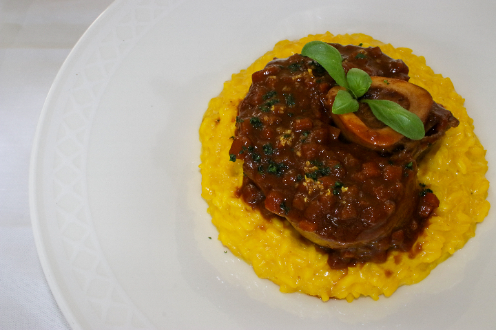 "Ossobuco Cremolata" ein ORSINI Klassiker - Restaurant Savoy Bar & Orsini