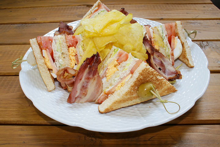 Club-Sandwich “SAVOY” - Restaurant Savoy Bar & Orsini