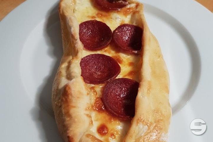 Pide à la Merguez - Le Mondial Kebab
