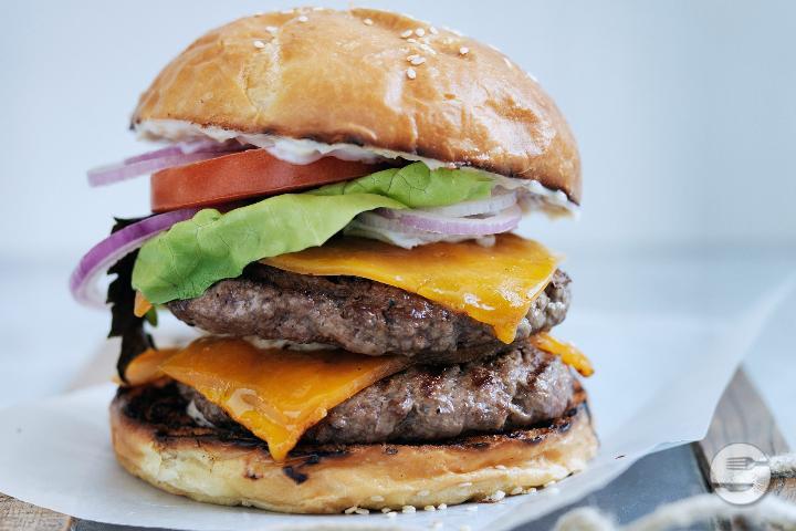 Double Cheeseburger - Le Mondial Kebab