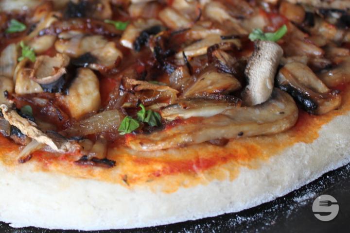 Pizza Champignons - Le Mondial Kebab