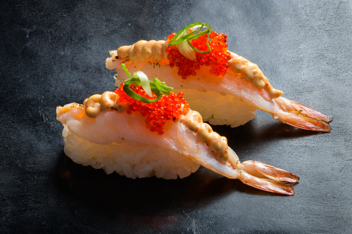 Nigiri Aburi Ebi mit Chili Mayonnaise 2 Stk. - Sora Sushi