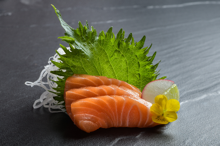 Sashimi, ab 3 Stk. und bis zu 25 Stk. - Sora Sushi
