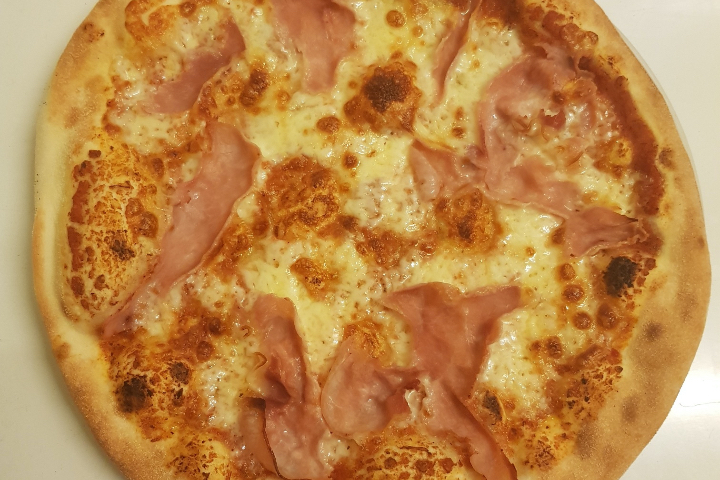 Madona - Dazan Pizza