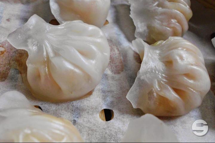 25. Raviolis Vapeurs aux Crevettes - Nihao Mauborget