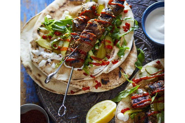 Wrap lahmé mechwi ( Brochette d'agneau ) - Fatouch