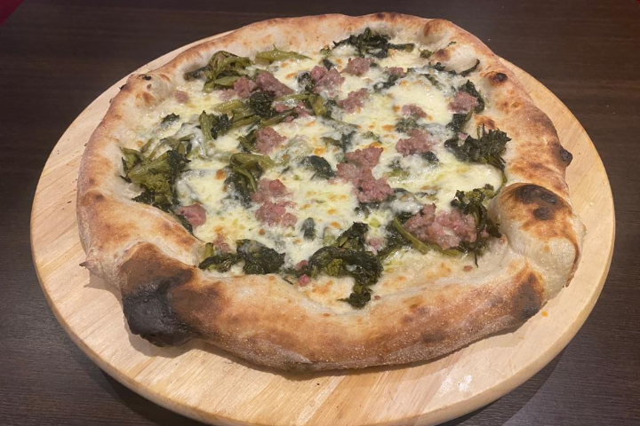 Pizza Salsiccia e Friarielli - Il Marinaio