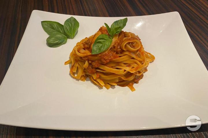 Tagliatelle alla Bolognese - Il Marinaio