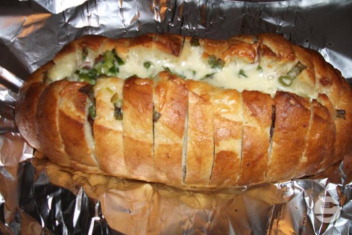 Mozzarella Garlic Bread, Ham - Antipasto