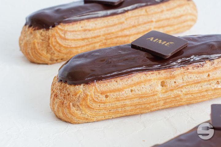 Chocolate Eclair - Aimé Pouly - Four de Bourg