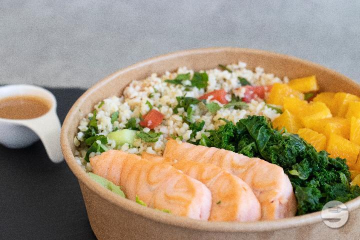 Urban Bowl Cooked Salmon & Kale - Aimé Pouly - Cornavin