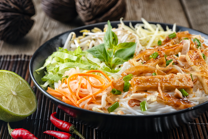 BÚN XÀO CHAY - Nón Lá