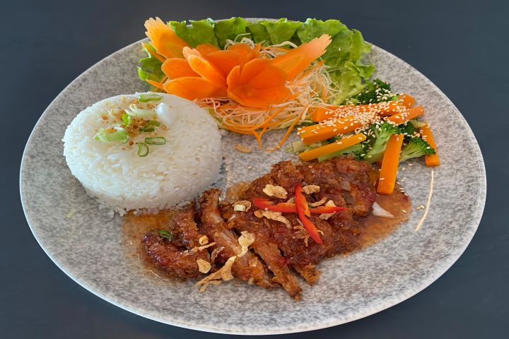 Chicken Menu Gai Tod - Le Lobbybar