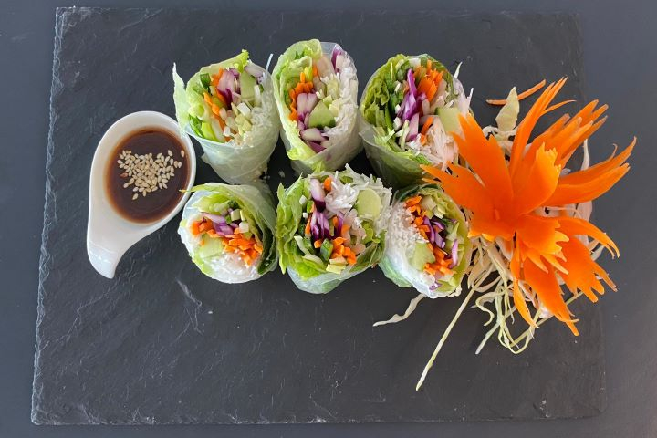 Rouleaux d'été légumes frais sans Tofu faits maison 6pces - Le Lobbybar