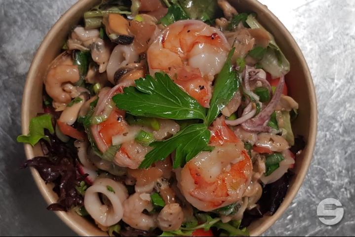 INSALATA AI FRUTTI DI MARE - The Khan