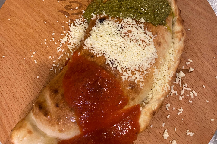 Pizza Calzone - Restaurant Rustica