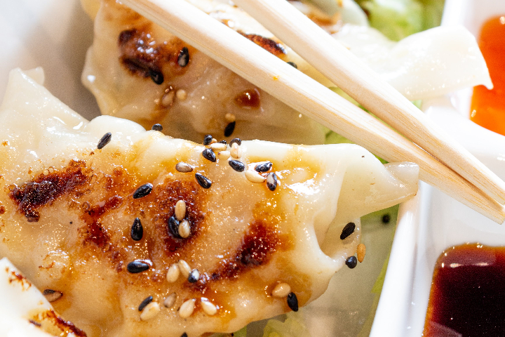 Shrimp Gyoza - Be Heroes Albisriederplatz