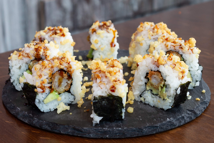 Crunchy Shrimp Roll 8pcs - Be Heroes Albisriederplatz