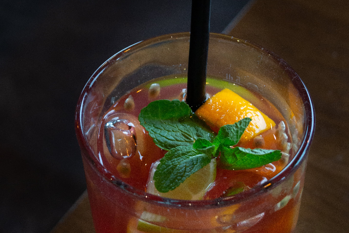 Hibiscus Peppermint Ice Tea 5 dl - Be Heroes Albisriederplatz