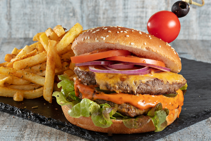 Double Burger - Bar Excellence