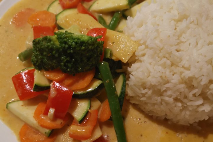 Thaicurry mit Gemüse - Erwins Imbiss Stube