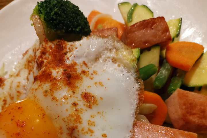 Fleischkäse us em wok - Erwins Imbiss Stube