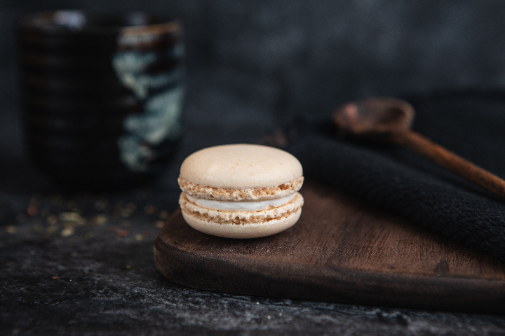 Jasmine Macaron - Pitaya