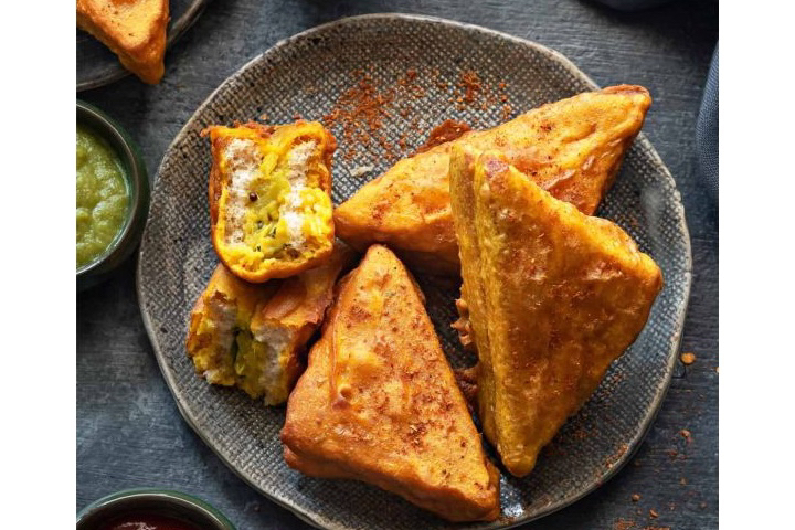 Bread Pakkora - Namaste Indian Food