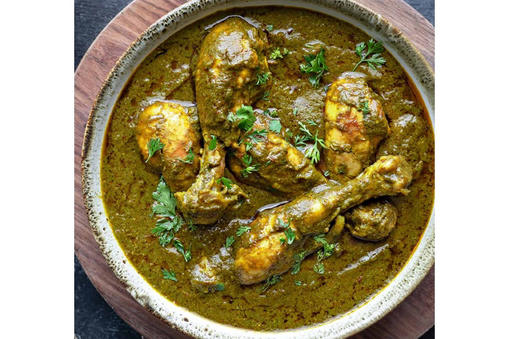 Palak Chicken - Namaste Indian Food