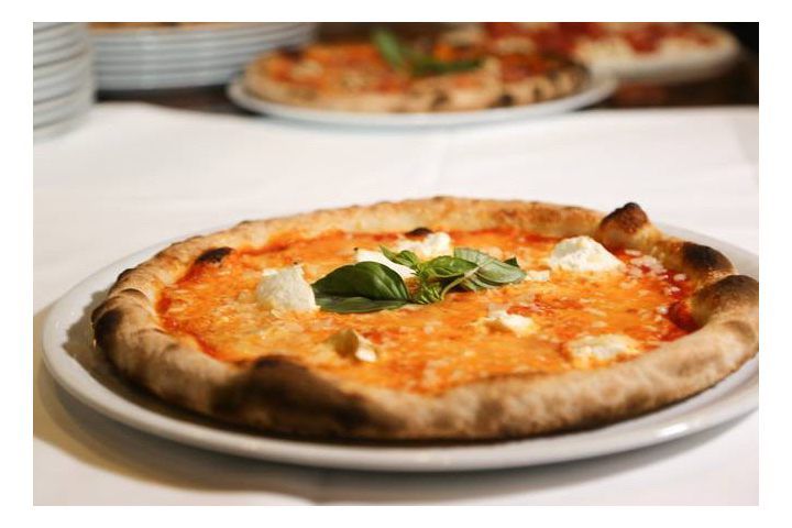 Pizza Quattro Formaggi - Sabor Restaurant