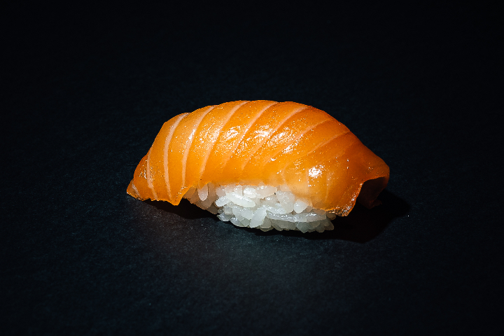 Nigiri Salmon - Toriko