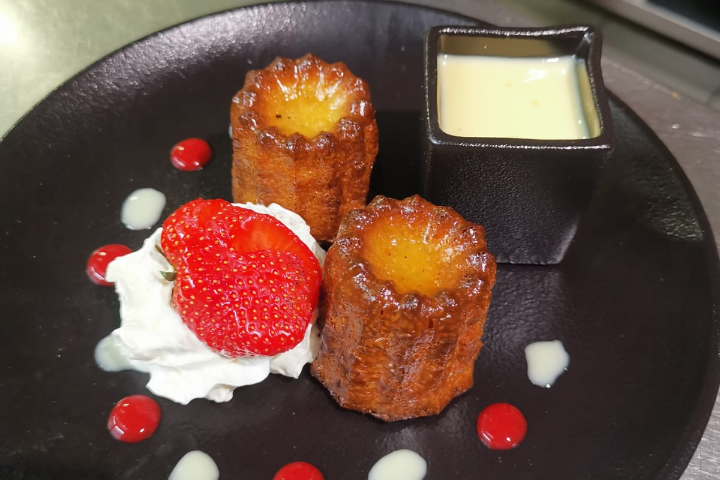 canelé bordelais maison - Très Alp'ain Le Restaurant