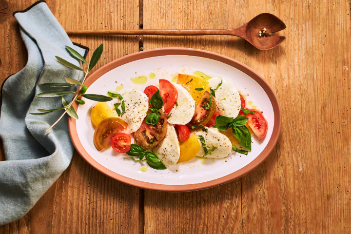 Tomaten Mozzarella Salat - BU Simon's Bubble Tea Zürich