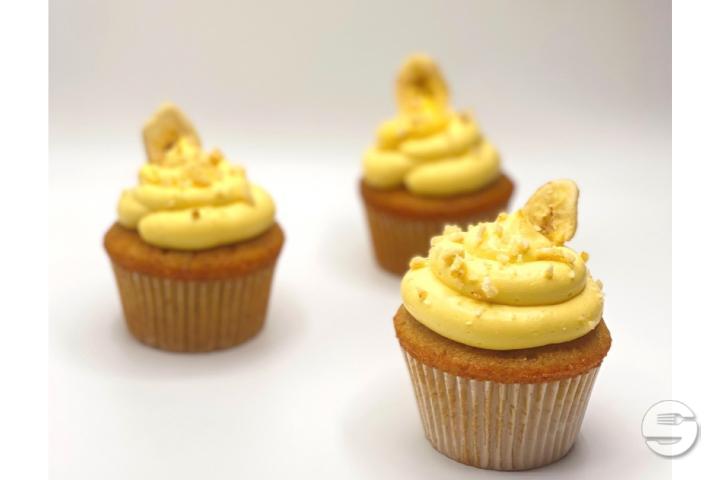 Banana Cupcakes - American Bakery