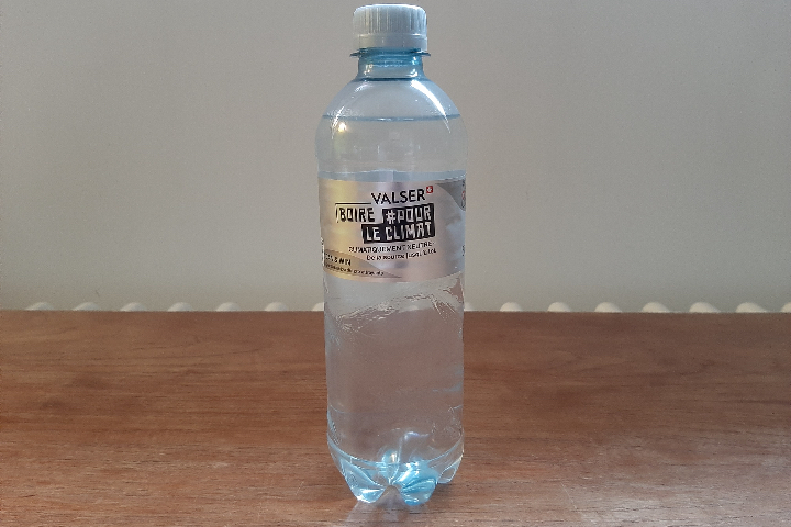 Valser Wasser ohne Kohlensäure - Mangostan