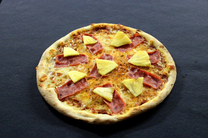 19. PIZZA HAWAII - Janni Pizzakurier & Take Away