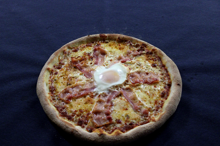 21. PIZZA RUSTICA - Janni Pizzakurier & Take Away