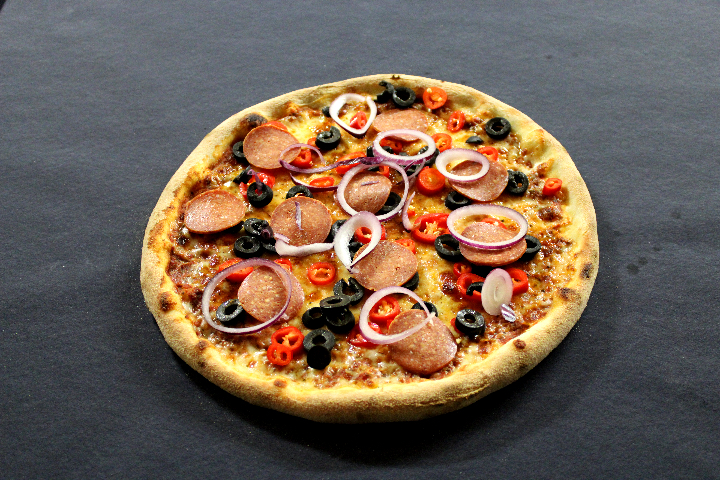 31. PIZZA SUCUK - Janni Pizzakurier & Take Away