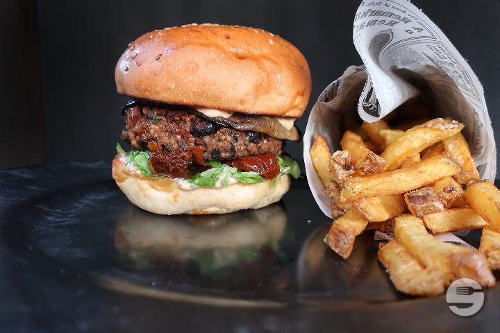 Vegetarian Burger - Republic Burger