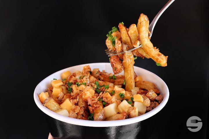 La Poutine Republic - Republic Burger