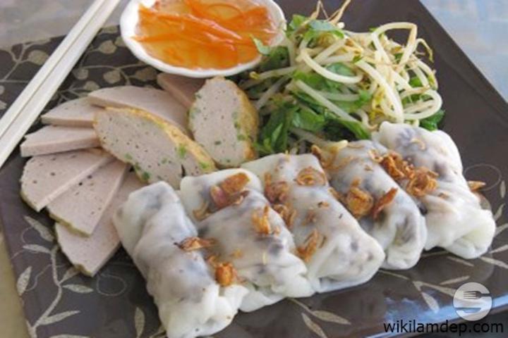 Vietnamese Banh Cuon Steam Pancakes - Pho Thu
